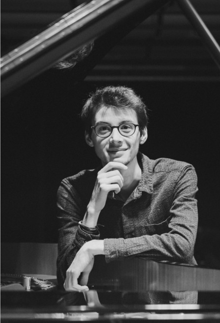 BENJAMIN DELPOUVE - Pianiste Concertiste